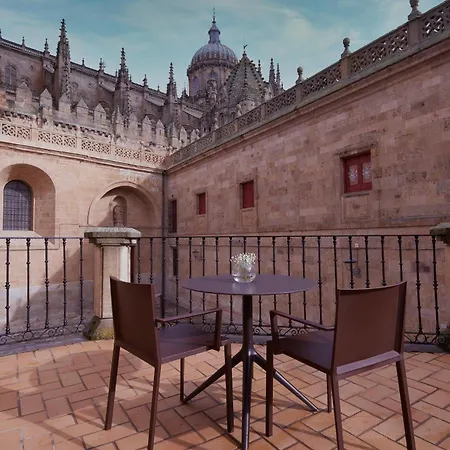 Готель Sercotel Puerta De La Catedral Саламанка