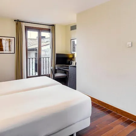 Sercotel Puerta De La Catedral 4*