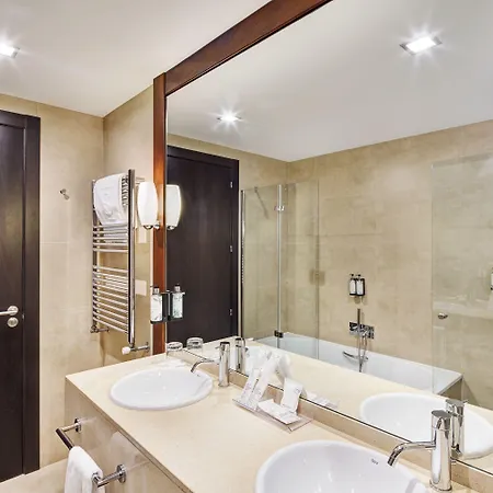 Готель Sercotel Puerta De La Catedral 4*