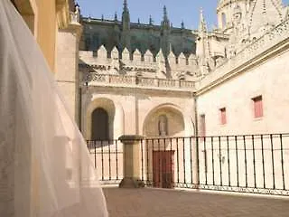 Sercotel Puerta De La Catedral Готель Саламанка