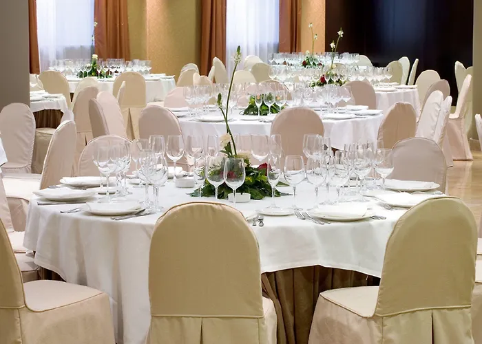 Otel Sercotel Puerta De La Catedral 4*