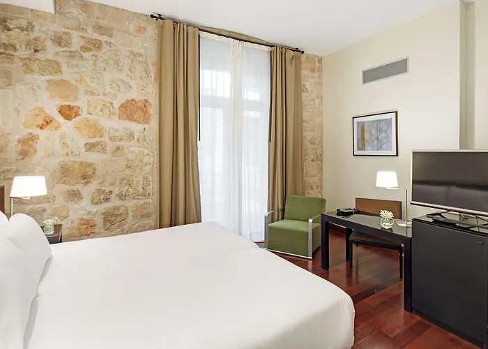 Szálloda Sercotel Puerta De La Catedral 4*