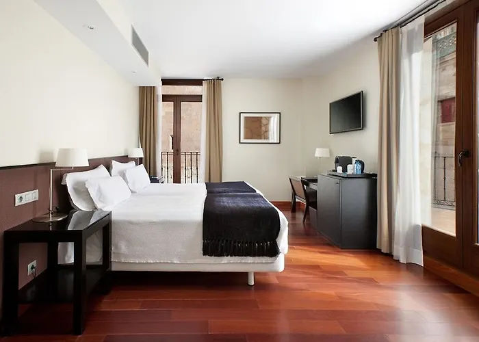 Hotel Sercotel Puerta De La Catedral 4*