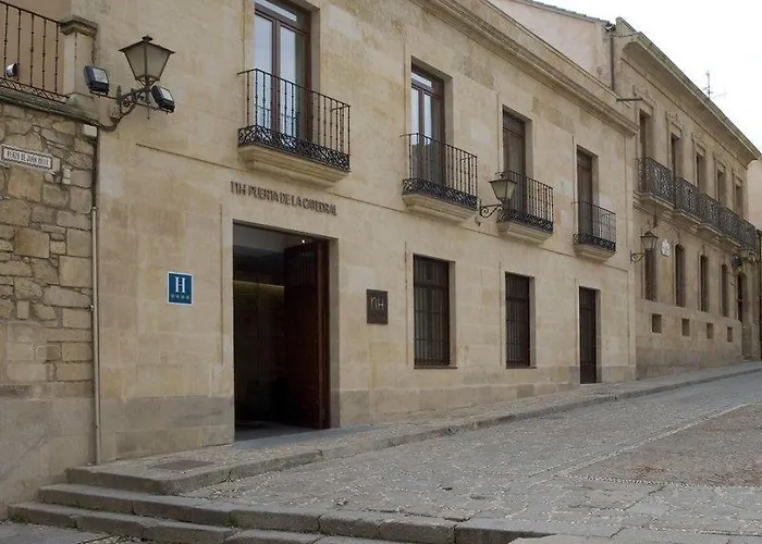 Hotel Sercotel Puerta De La Catedral 4*